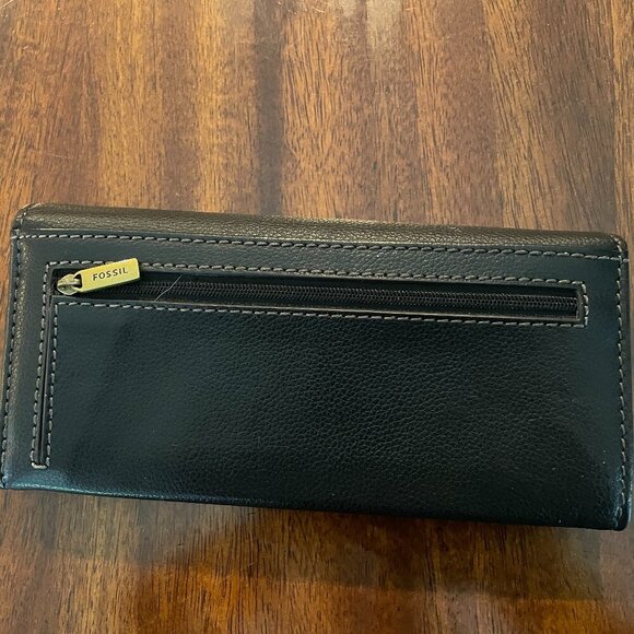 Fossil Black Leather Tri-Fold Wallet 8" x 4" - Picture 5 of 6
